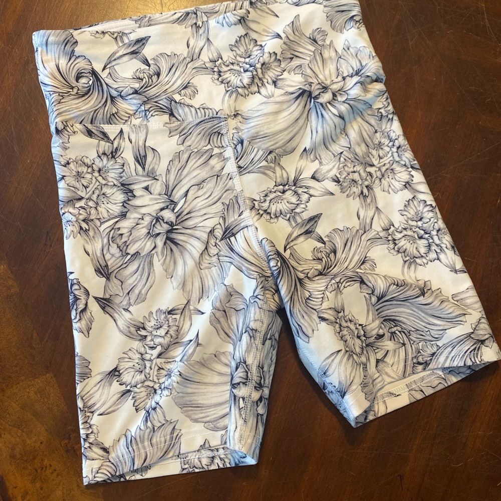 White and Black Athletic Shorts with Stretchy Fabric